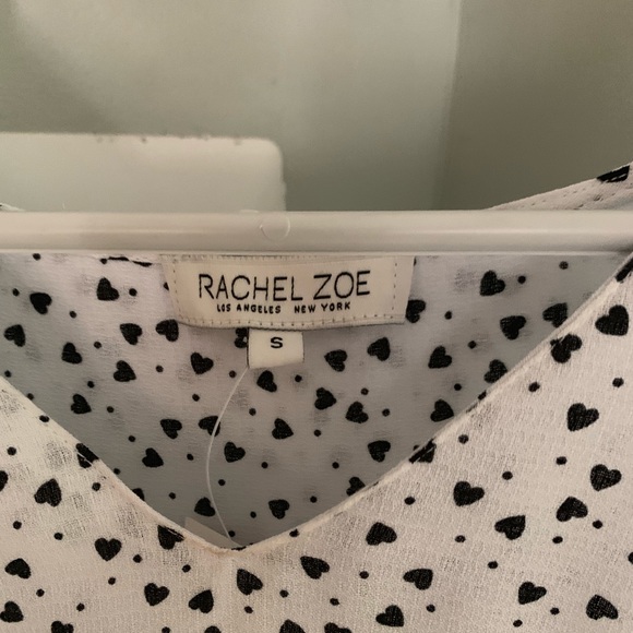 Cute top, mid length sleeves. - Picture 1 of 2